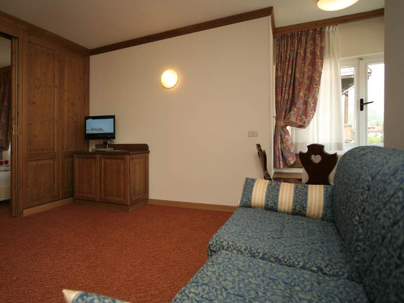 Hotel Alaska Cortina Cortina d'Ampezzo Room photo
